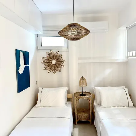 Petra Luxury فيلة أييوي أبوستولوي