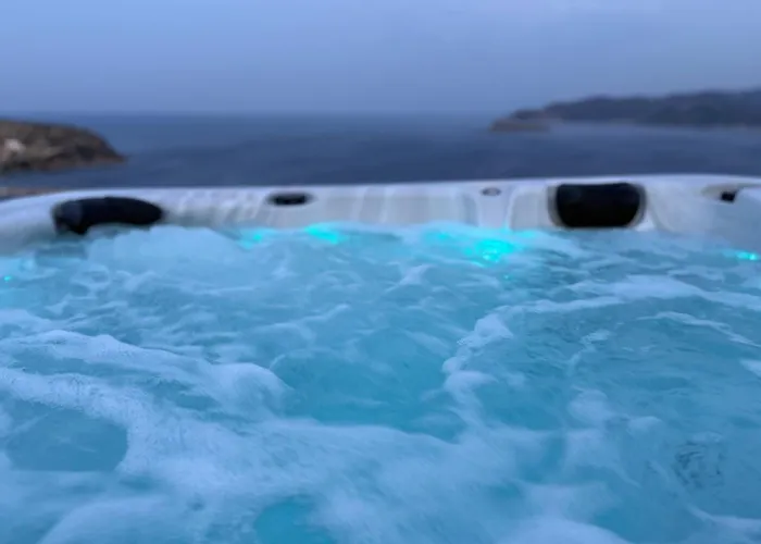 Petra Luxury * Άγιοι Απόστολοι